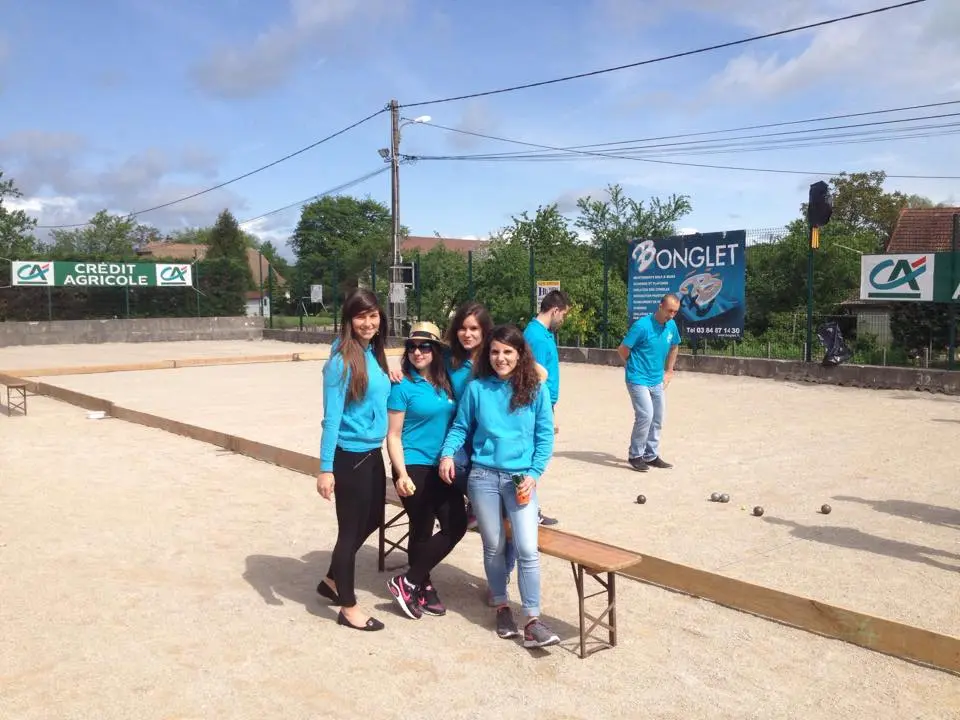 Concours de pétanque, 9 mai 2015